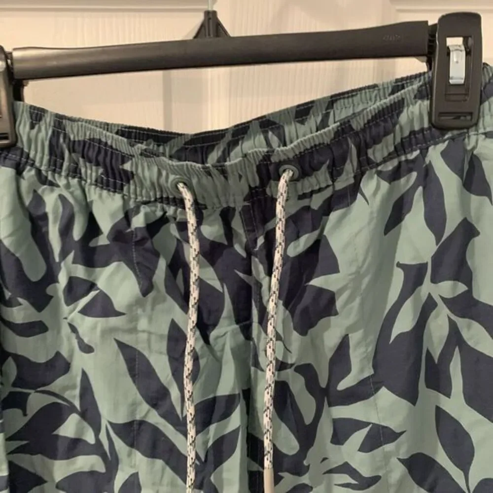 Eddie Bauer Men board Shorts Green Blue 2XL Swim Trunks Lined 100% Polyester 40